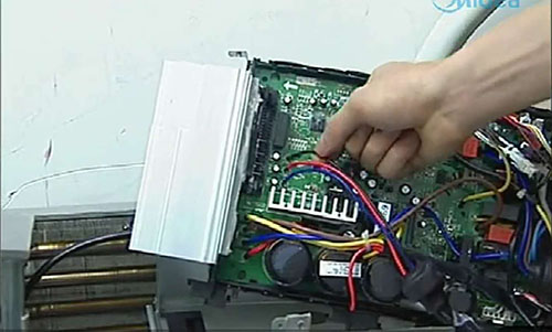 乌兰察布美的空调电话是多少